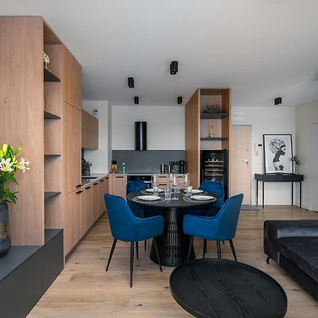 Nice View Apartment, Free Underground Parking, City Square 6 Min Wroclaw Exterior photo