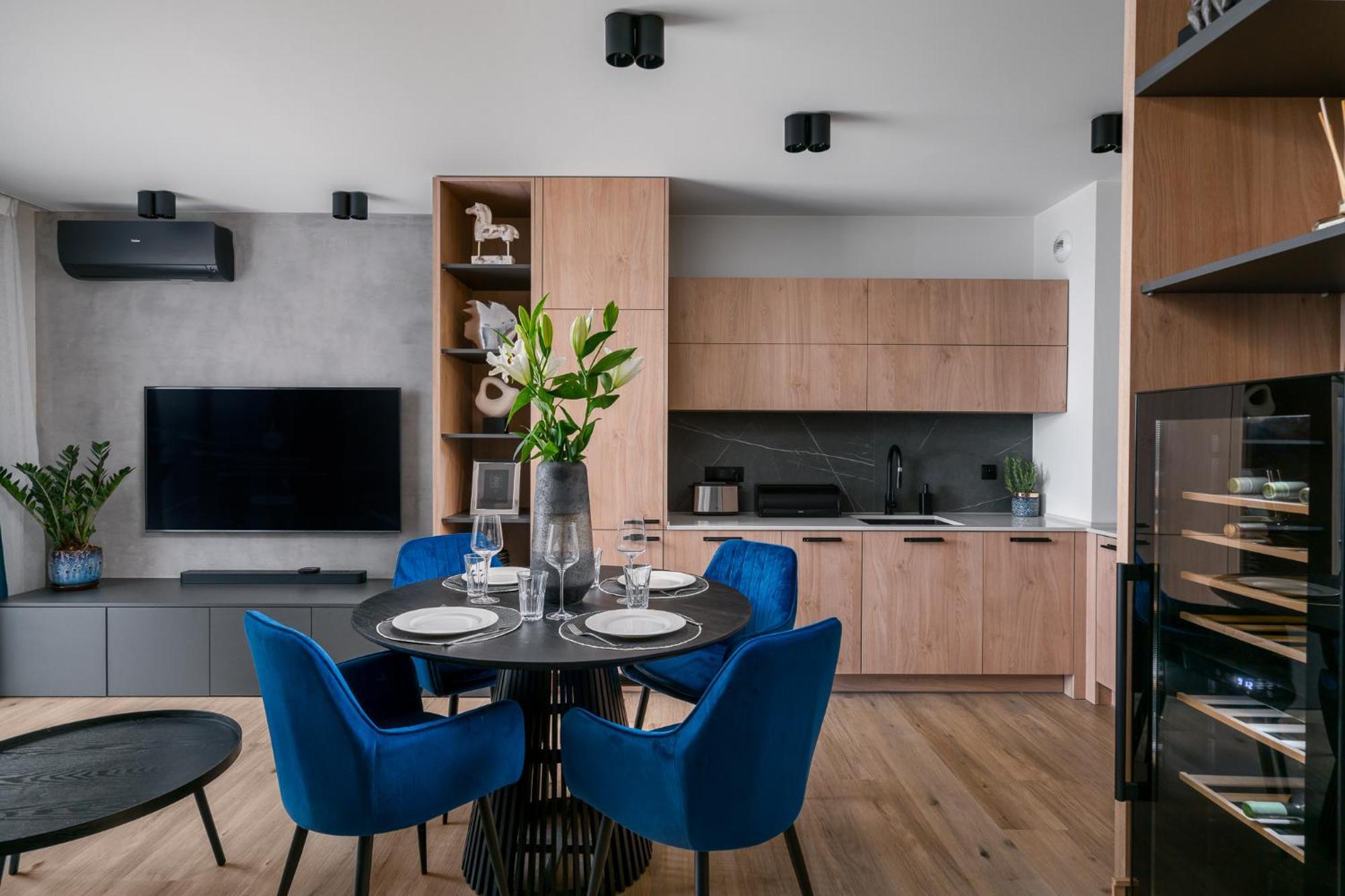 Nice View Apartment, Free Underground Parking, City Square 6 Min Wroclaw Exterior photo